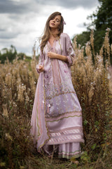 Design 09 Satin '25 Unstitched
ST25-09