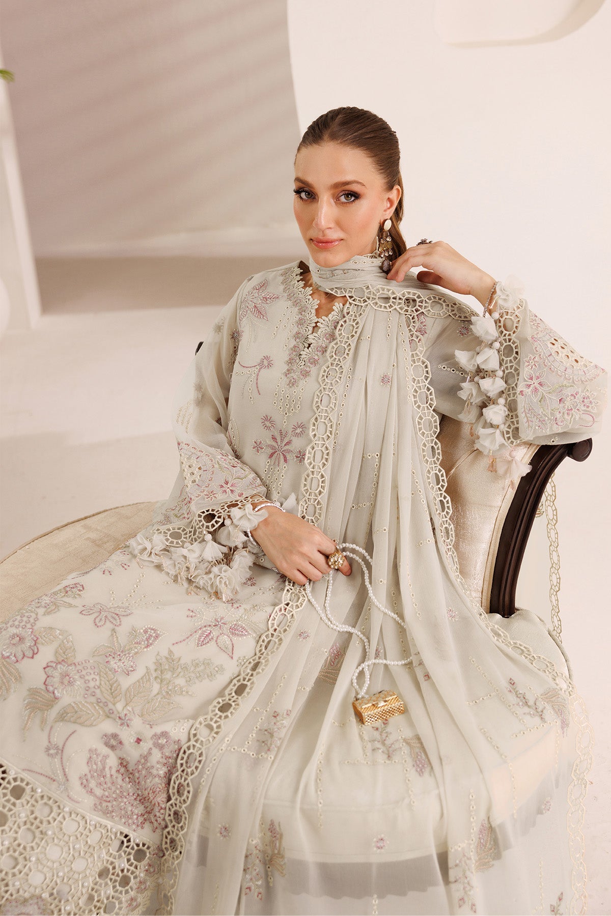 AF-DHG-5033-Raviyah