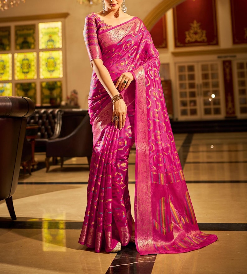 Rani Organza Silk Saree, Zari Weaving Saree, Indian Bollywood Style Wedding Occasion Saree