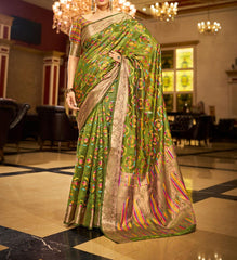 Designer Bollywood Sarees, Indian Wedding Saree, Bollywood Saree Online USA UK, Trending Indian Sarees Online AUS, Saree For Women