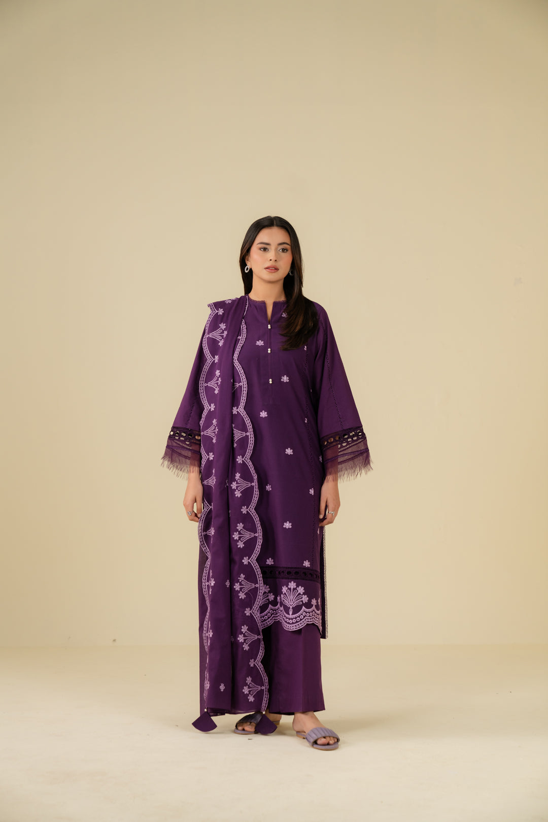 3 Piece Embroidered Lawn Suit